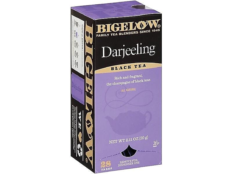 Bigelow Darjeeling Blend Tea 28-Count Box (Pack of 1) Black Tea Bold and Antioxidant-Rich Full Caffeine Black Tea in Foil-Wrapped Bags